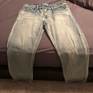 Urban pipeline jeans